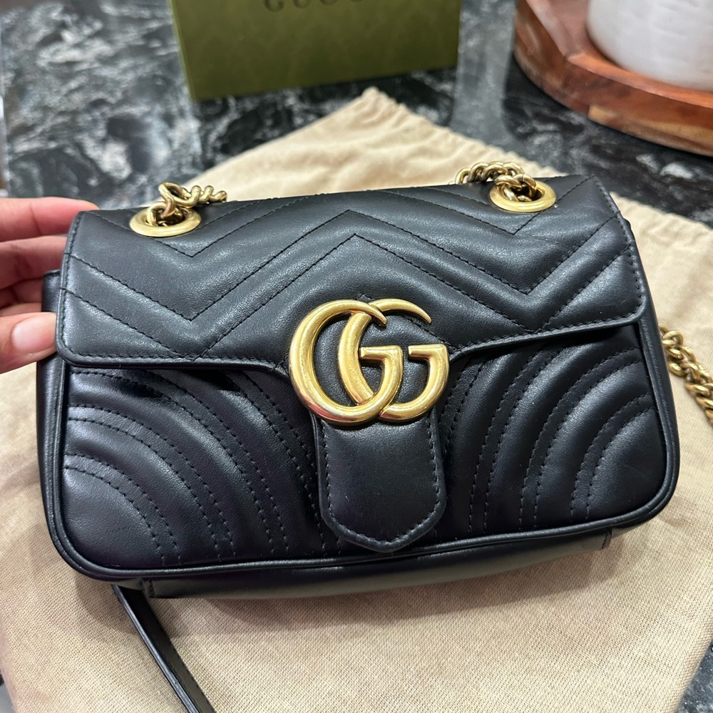 Authentic ✨Gucci GG Marmont Small
